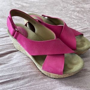 Pink Clark platforms